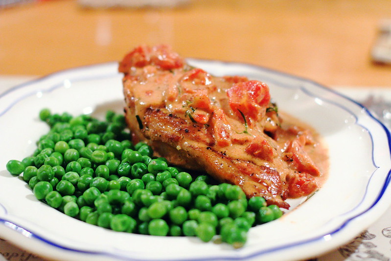 Sunday Dinner: Smothered Pork Chops and Peas