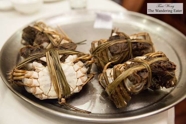 Hairy crabs uncooked - to show us what we will have