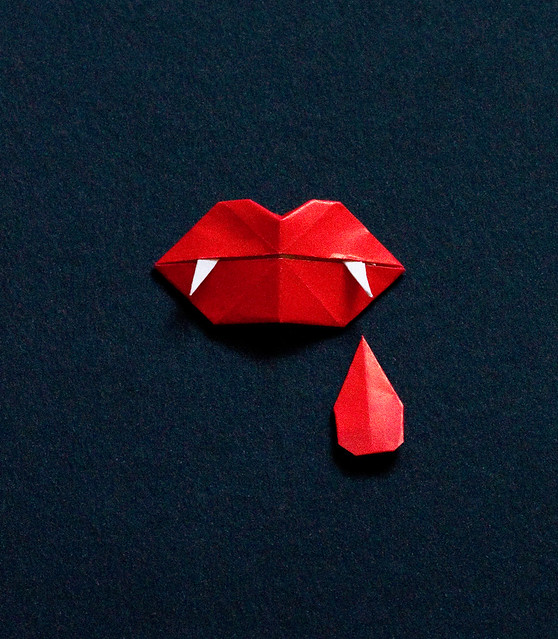 DIY Origami Vampire Fangs