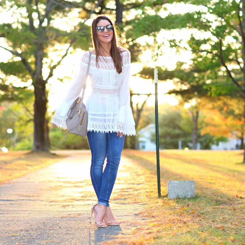 My Look: White smock, lace & jeans! | Camila Coelho