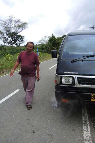 sumatra indonesia voiture aceh personnes minibus
