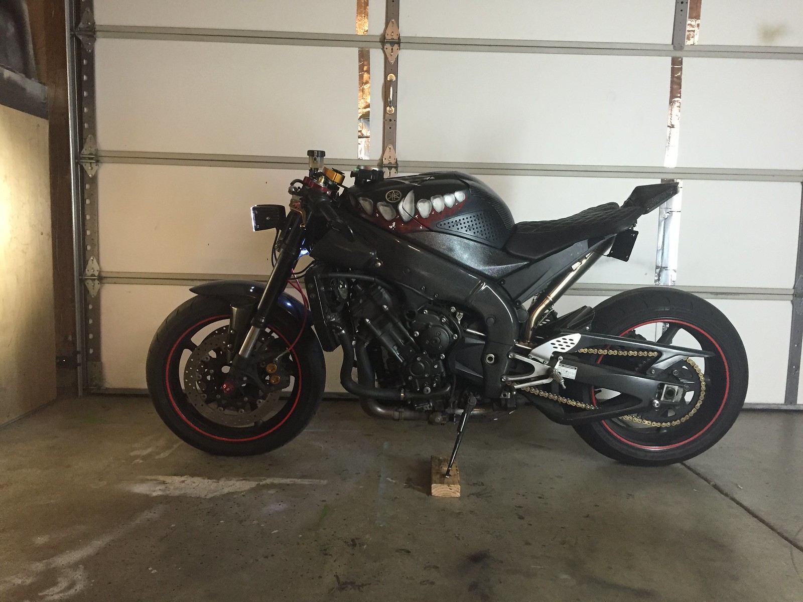 Here's the metamorphosis of my 2012 yamaha fz6r from the stock sport b...