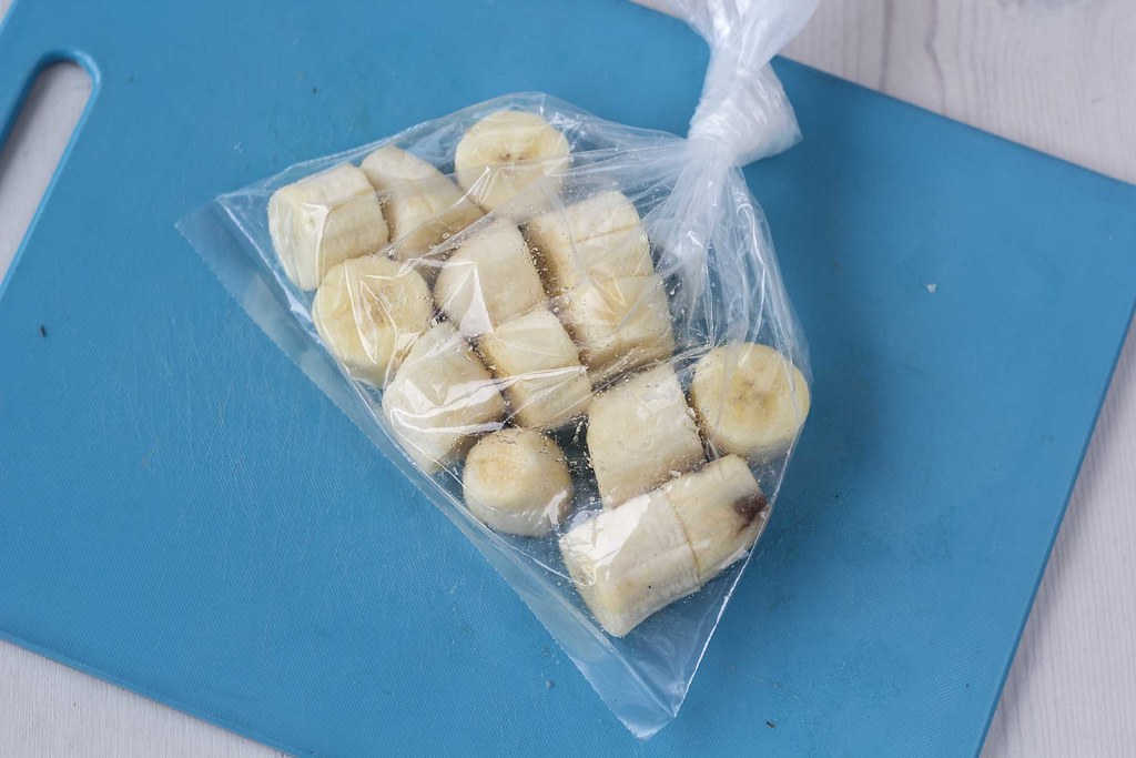 Guide How To: Bag and Save Ripe Bananas
