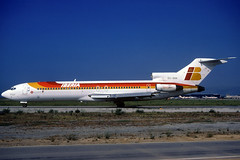 Iberia B727-256 EC-DDX BCN 17/08/1999