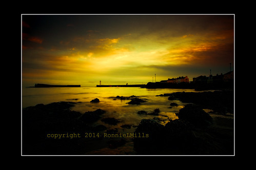 county morning ireland light lighthouse sunrise dawn early nikon harbour first down best northern tamron donaghadee 1024 d90 bestpartoftheday