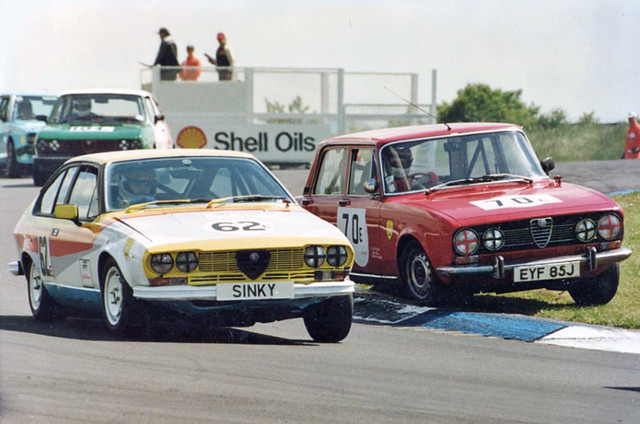 Chris Taylor (1750 Berlina) battling with Ian Sinclair (Alfetta GTV) in 1989