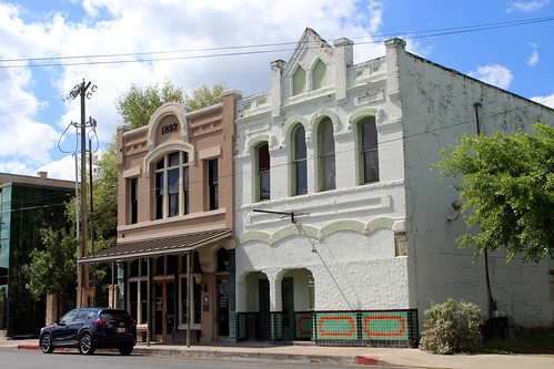 texas beeville building architecture